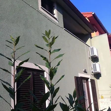 Apartment Anni *